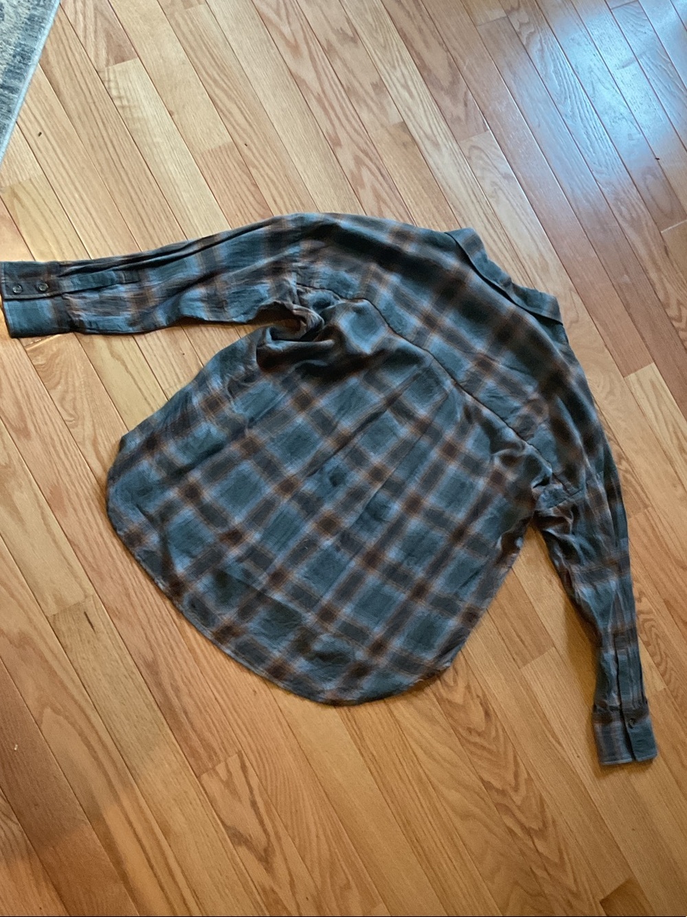Anthropologie Paper Label Plaid Button-Up Shirt Teal Brown NWOT medium hi Lo - Picture 10 of 14